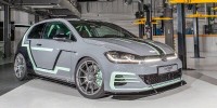 www.moj-samochod.pl - Artyku� - Wirtualny wiat w modelu Volkswagen Golf GTI Aurora