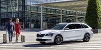 www.moj-samochod.pl - Artyku� - Skoda Superb Combi w nowym nadwoziu ju od 84 800 z